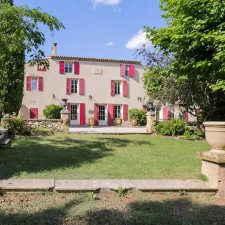 Holiday home De La Sabliere Vignoble Aixois Et Piscine Rognes